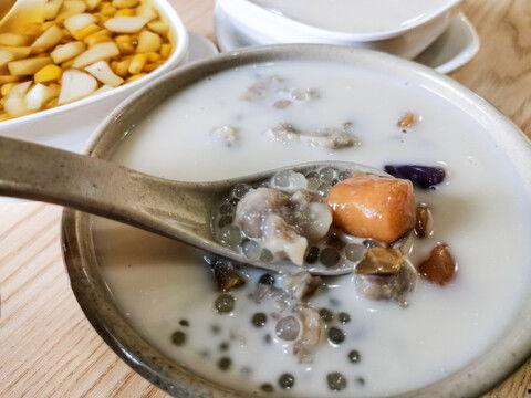 芋圆西米露图片,夏日清凉甜品新宠