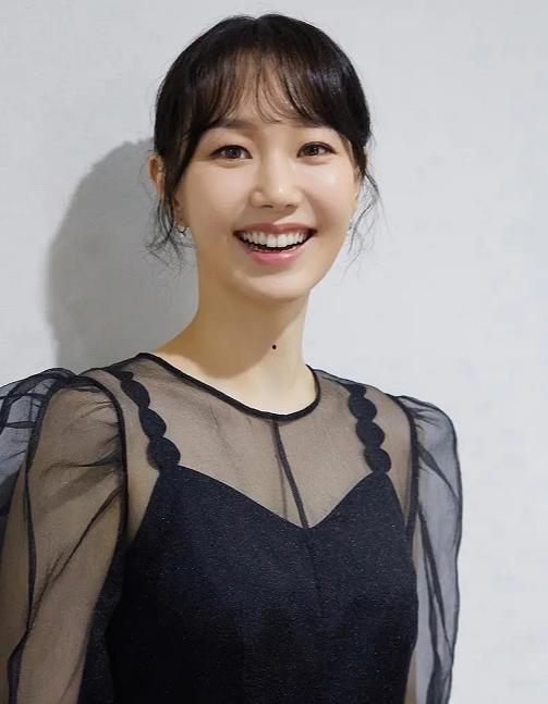 韩国名字带英的演员,揭秘名字中带“英”的璀璨明星